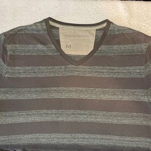 Banana Republic V-Neck Tee